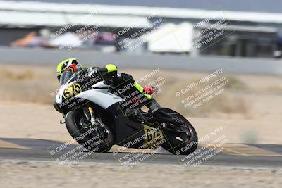 media/Apr-18-2025-CVMA Friday Practice (Fri) [[88baa45499]]/Racer 3/Session 5 (Turn 14 Tip In)/